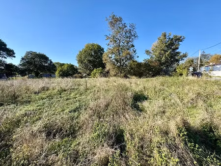 vente terrain 1910 m² à la clisse (17600)  99 500 €