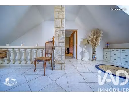 maison 7 pièces 186 m²
