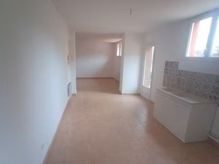 appartement calme avec terrasse