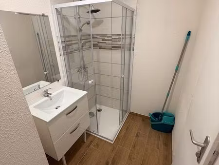 2 pièces meublé lumineux avec grand séjour à bethoncourt