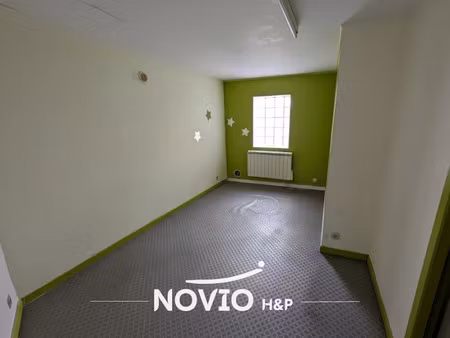 location locaux professionnels 70 m² à chatellerault (86100)  300 €