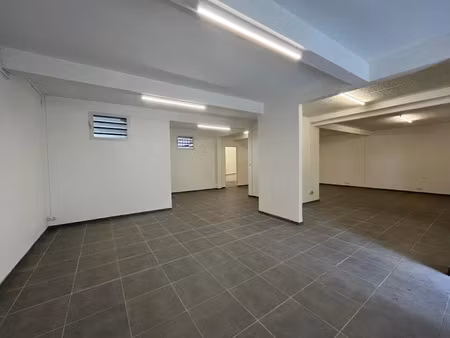 location locaux professionnels à le lamentin (97232)  nan €