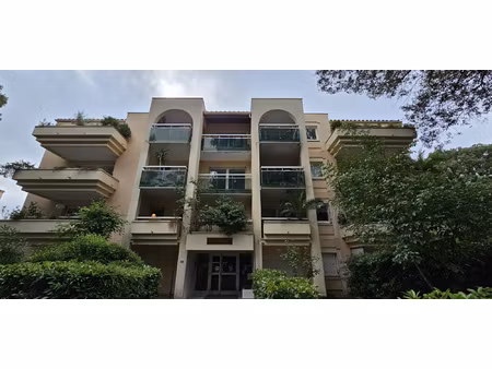 montpellier-studio meublé 30m2 avec terrasse dans résidence