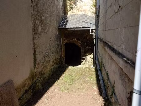cave troglodyte pour stockage à montrichard