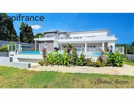 propriété 7 pièces vue mer imprenable plus une parcelle de 700 m2