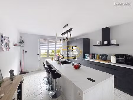 maison 5 pièces 107 m²