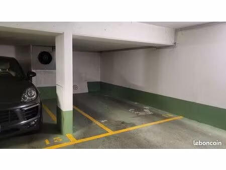 parking à louer vesinet centre