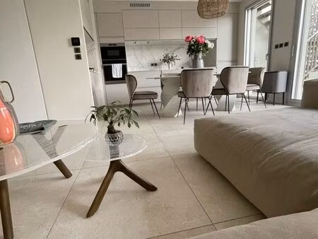 72 m2 3 chambres meuble wifi électricité