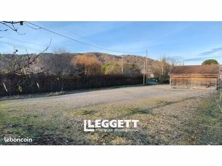 terrain 1 055 m² anglars juillac