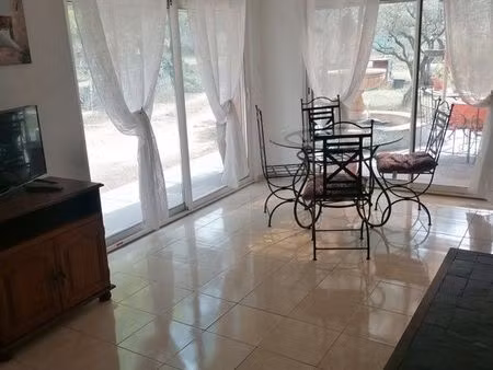 maison à la campagne