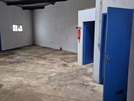 local artisanal entrepôt