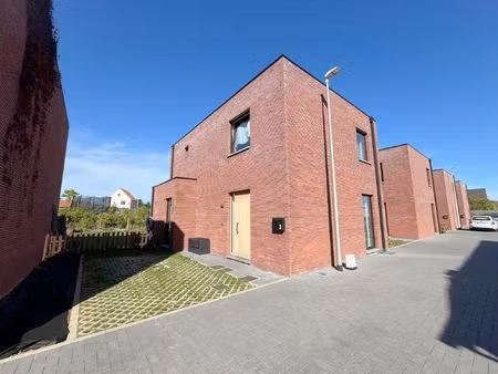 huis te huur in tongeren-borgloon met 3 slaapkamers