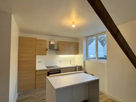 appartement t4 neuf/rénové chateaulin