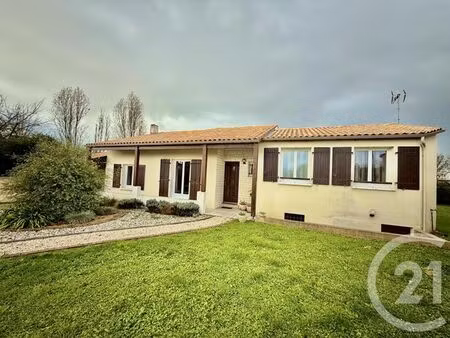 maison à vendre - 5 pièces - 145 m2 - perigny - 17 - poitou-charentes