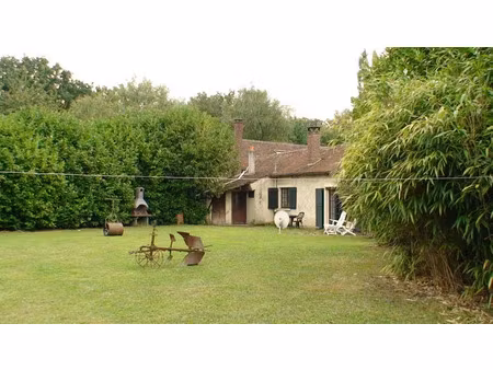 location maison 2 pièces 45 m² à vert-saint-denis (77240)  740 €