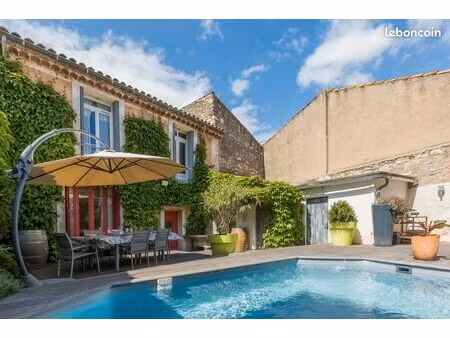maison meublée spacieuse avec jardin et piscine à sallèles d'aude