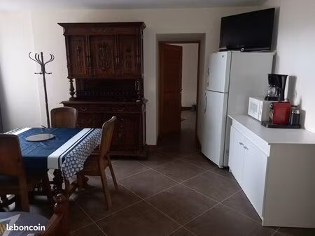 t2 35 m2 tres calme rdc