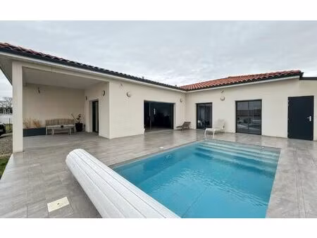 maison toutens m² t-5 à vendre  402 000 €