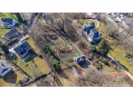 parcelle libre de constructeur au calme et à 1km du centre