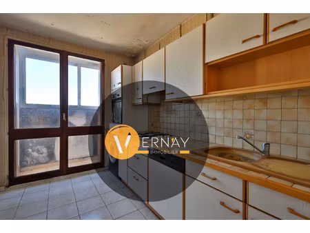 appartement type 4 - 96 33m2 habitables (loi carrez) - cave