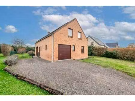 option! habitation 4 chambres + excellente technique à noduw