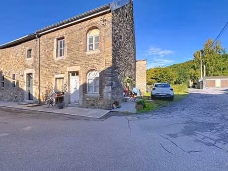 esneux : maison 3 façades à rénover  3 ch. quartier calme