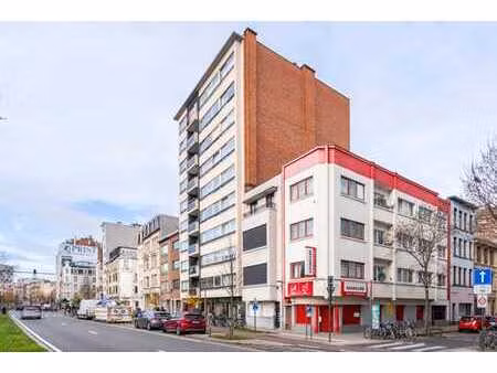 propriété à rendement dans un emplacement privilégié