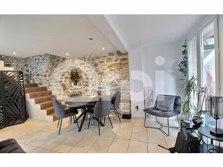 appartement messery 64.23 m² t-3 à vendre  325 000 €