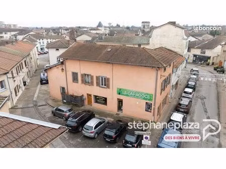 immeuble 5 pièces 312 m²