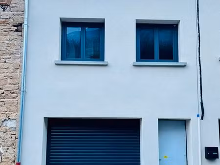 maison de village de 100 m² et 40 m² de garage en état de plateaux