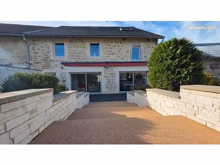 ferme 8 pièces 273 m²