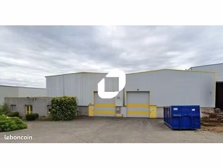 local d'activité 3 480 m²