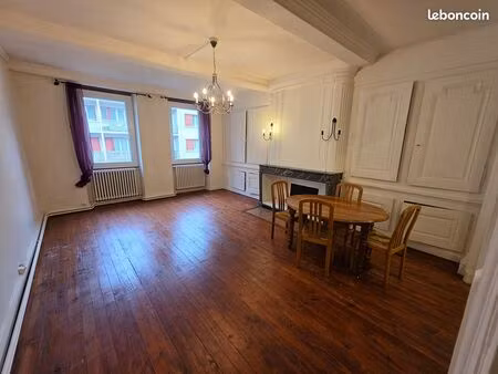 appartement 2 pièces 55 m²