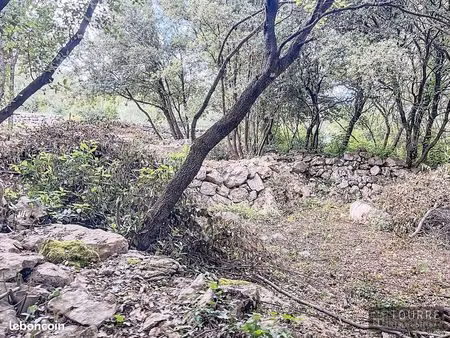 terrain 748 m² labeaume