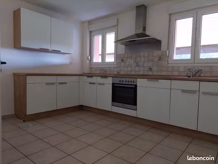 f3 duplex + garage + terrasse à 90110 felon