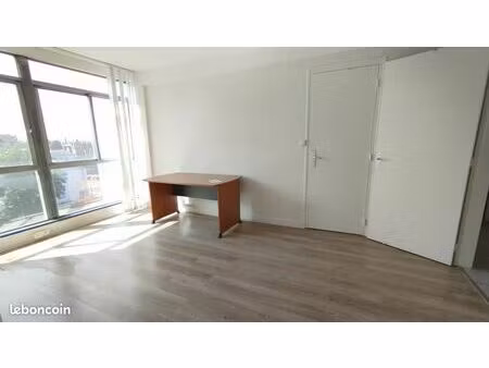 bureaux 87 m² troyes