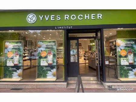 centre esthétique yves rocher en centre-ville ( sud de la france )