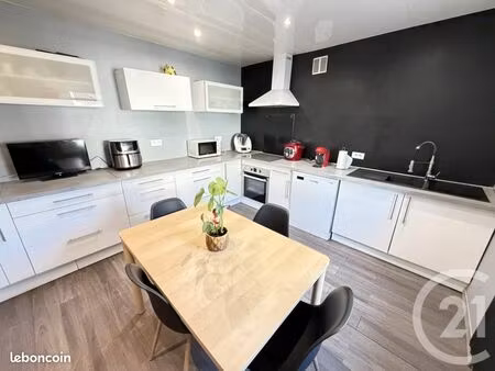 maison 4 pièces 80 m²