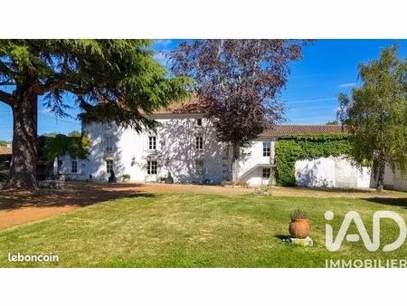 maison 10 pièces 335 m²