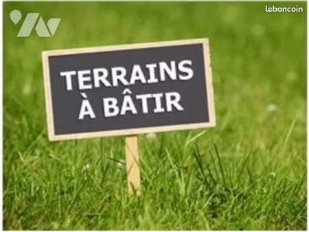 terrain 719 m² rostrenen