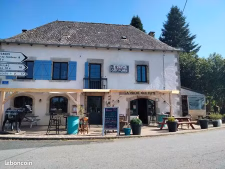 inconnu 4 pièces 180 m²