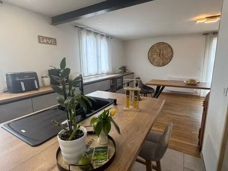 maison 8 pièces 176 m2