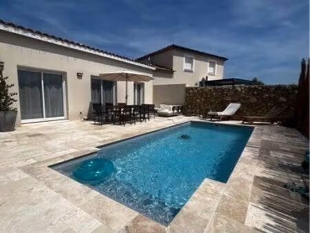 maison récente 95 m2 avec piscine - mas thibert (13)