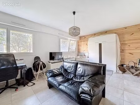 studio en viager 1 pièce 38 m²