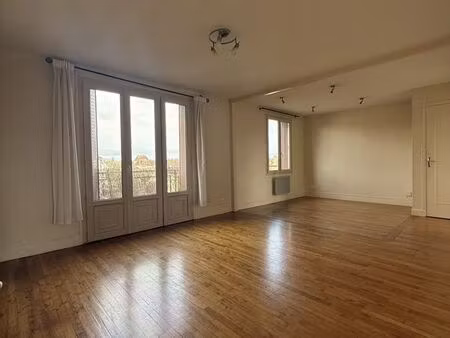 appartement 3 pièces 68 m²
