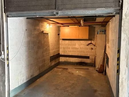 garage fermé et sécurisé à vendre quartier st victor 13007
