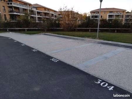 investissement clé en main - parking extérieur loué
