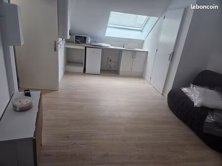 a louer studio meublé