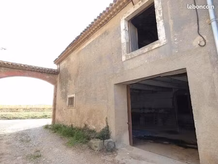 parking/box 211 m² la redorte