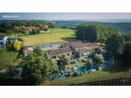 maison 250 m² carsac aillac